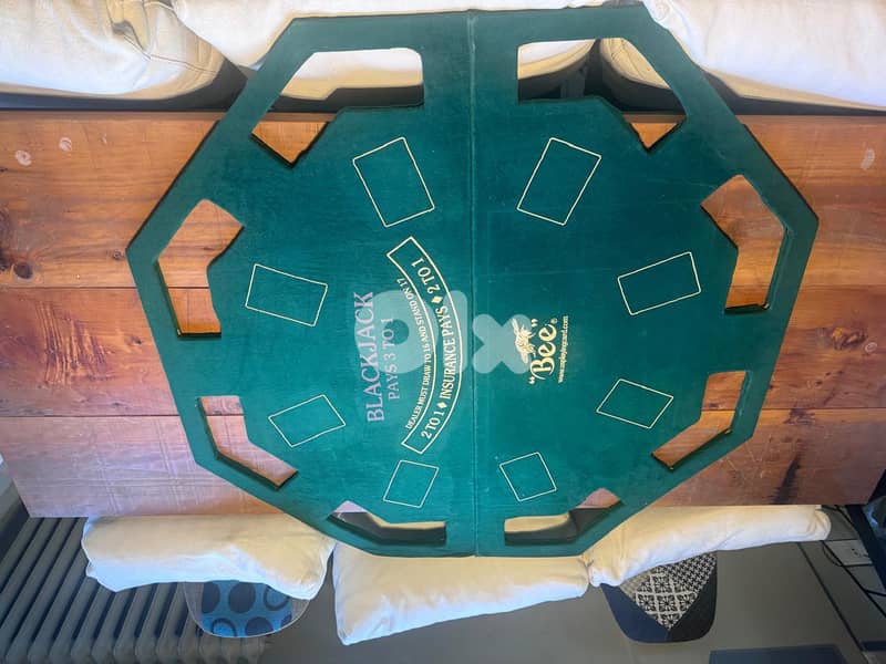 Poker Table 6 players with some casino games 9