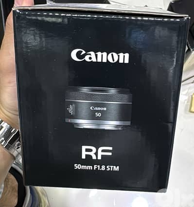 Canon Rf 50mm F1.8 STM 175$