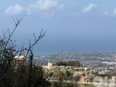 Land 1050m for sale in Breij ارض 1050م للبيع في بريج