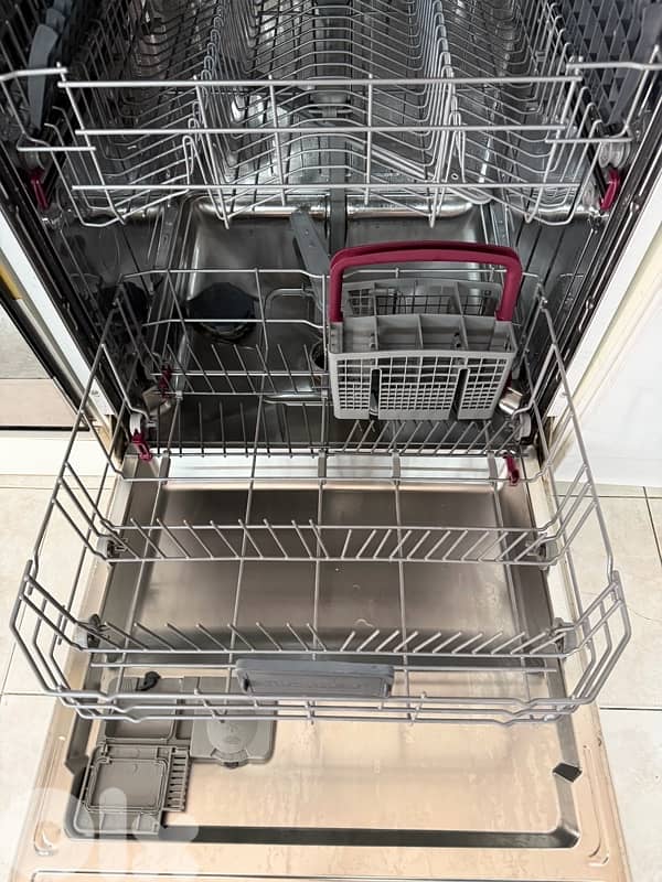 Blomberg dishwasher A+ low electrical consumption 2