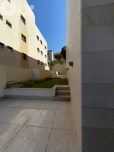 Apartment For Sale in Cornet Chehwan - شقة للبيع في قرنة شهوان