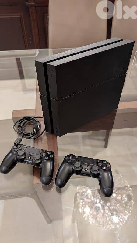PS4 w/ 2 controllers perfect condition 3