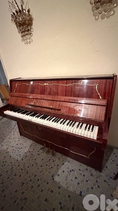 Vintage Piano (used)