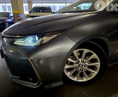 Corolla [BUMC] 32000km full premium package