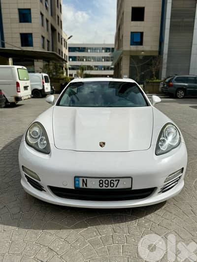 Porsche Panamera 2011