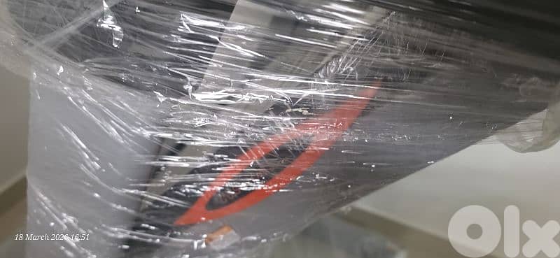 Treadmill running 106TI 800$ - Original Price 1150$ 3