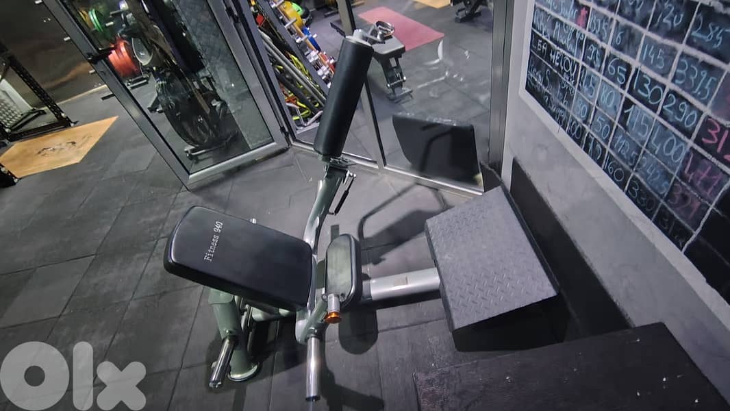 Hip thrust machine 1