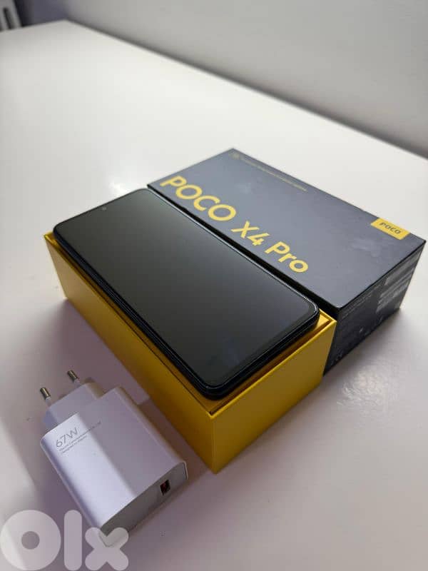 pocco X4 pro 256gb very clean like new 4