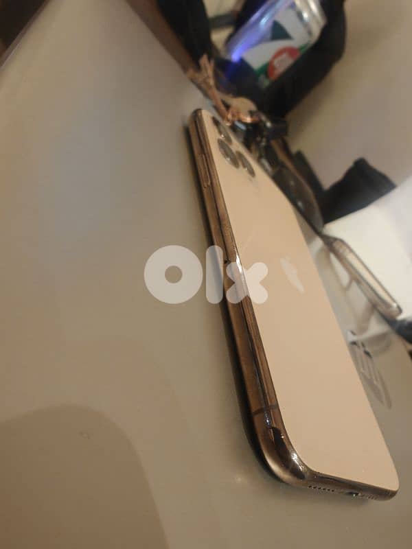iphone 11 pro 256 used like new 5