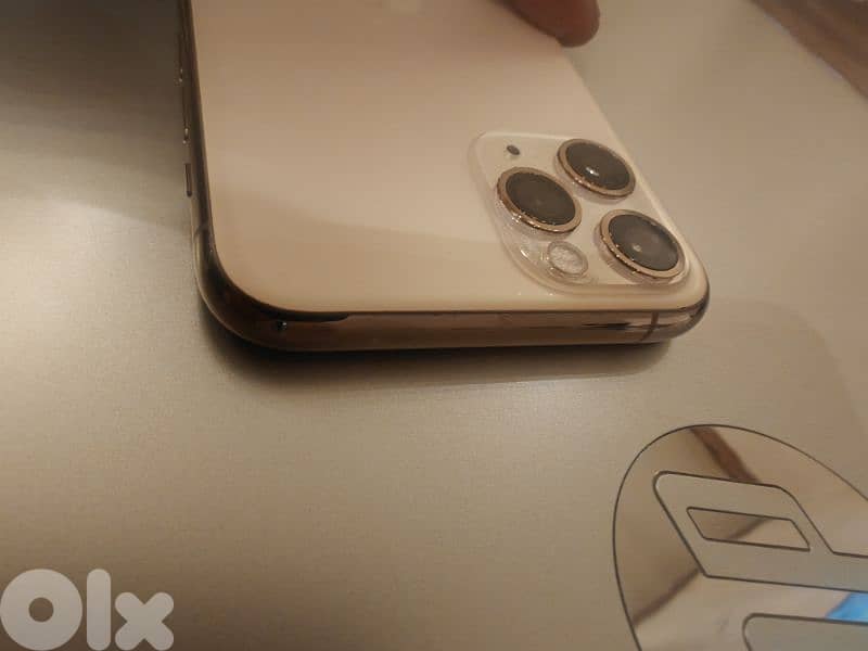 iphone 11 pro 256 used like new 7