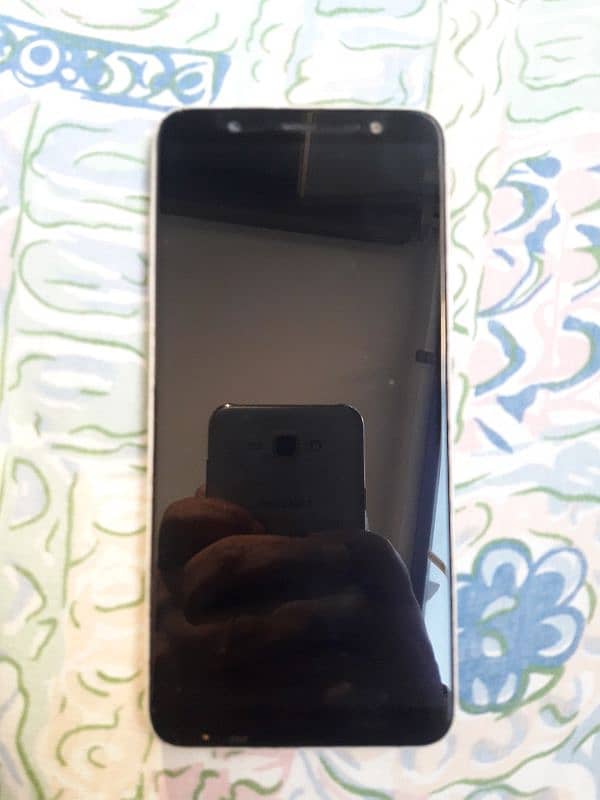 samsung J8 for salle 4