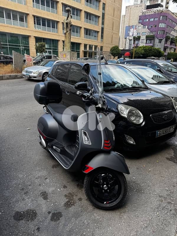 Vespa Gts Super Sport 300cc 4