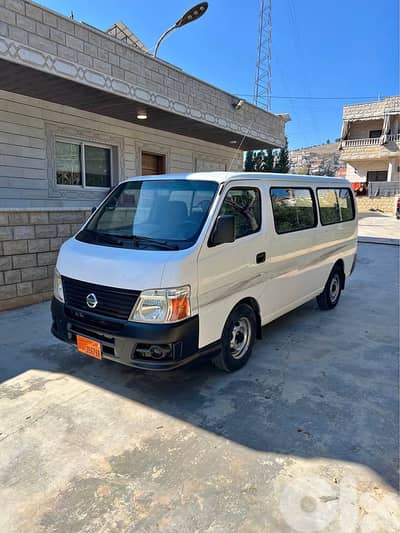 Nissan Van 2010