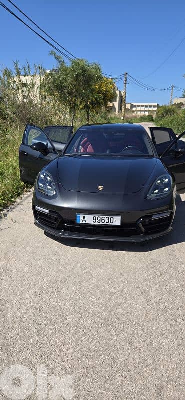Porsche Panamera 4S  2018