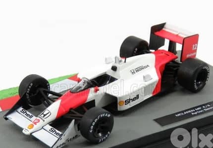 Ayrton Senna McLaren MP4/4 1988 diecast car model 1;43.
