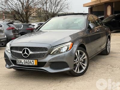 C300 2018 50 000 miles Panoramic no accident