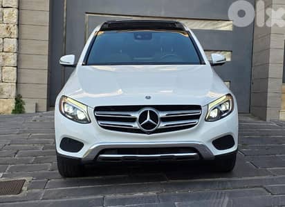 MERCEDES-BENZ GLC 2018 4MATIC !! TOP OF THE LINE!!