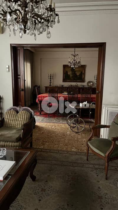 Apartment For Sale in Achrafieh / شقة للبيع في الاشرفيه