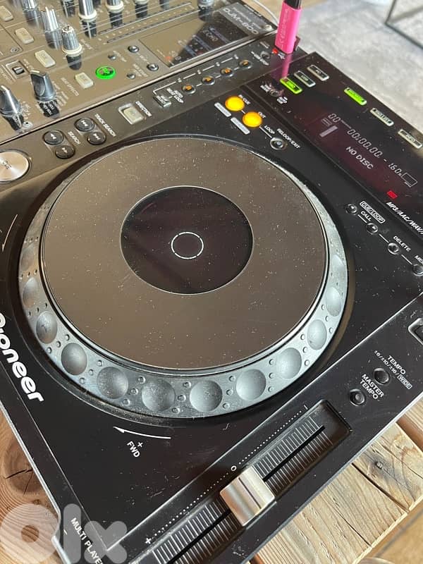 Pioneer CDJ 850 + DJM 800 mixer 4