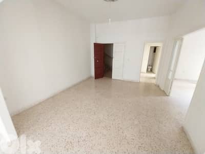 Apartment For Rent In Horch Tabet شقة للاجار في حرش تابت