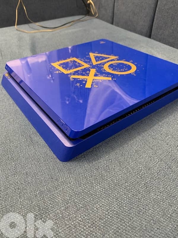 Ps4 Slim limited edition 3