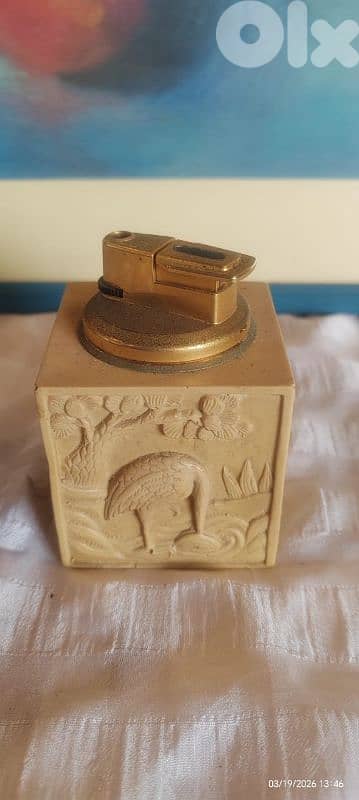 vintage collectible table lighter 2