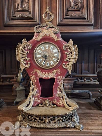 ساعة بورسولان سافر ايطالي مميز جدا انتيك