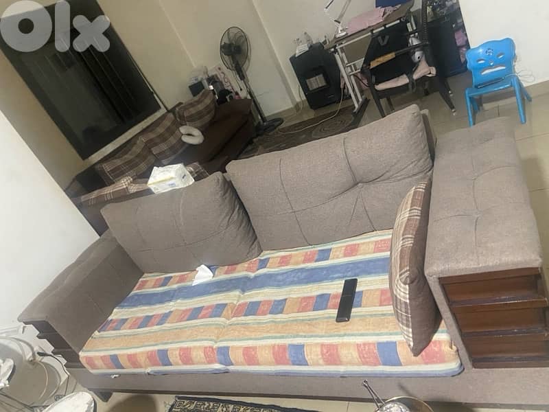 living room +  2 table tv 2