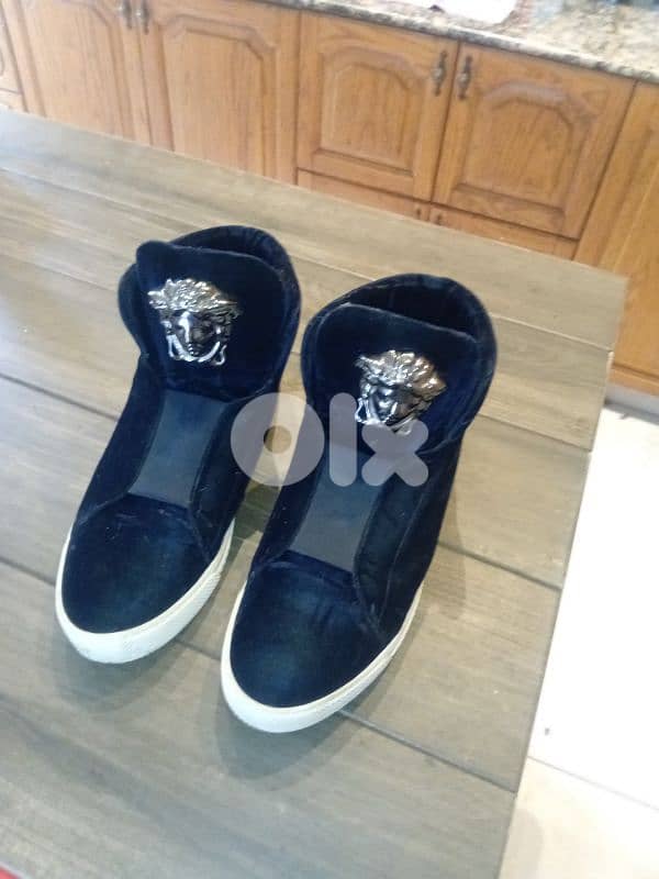 versace shoes original. made in italy special edition 1