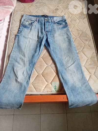 gucci. jeans medium original. made in italy