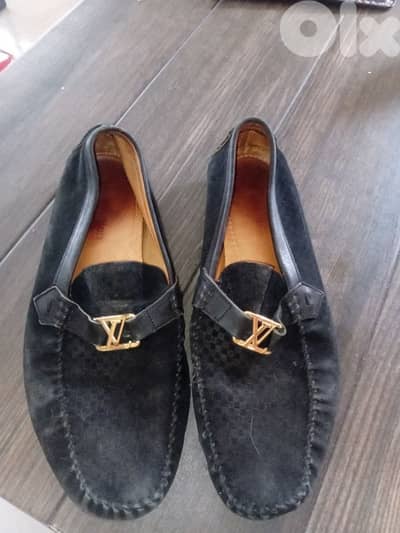 Louis vitton original. 44 size