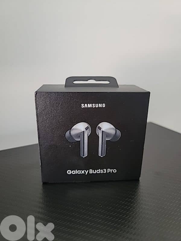 Samsung Galaxy Buds3 Pro, Excellent Condition | Original Box + Charger 1