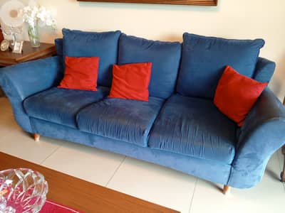 Living Room غرفة جلوس