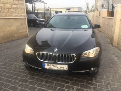 BMW 5-Series 2011