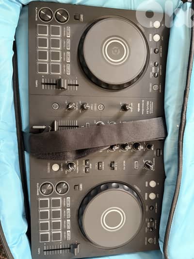 FLX4 for sale barely used with new suitcase - brand new