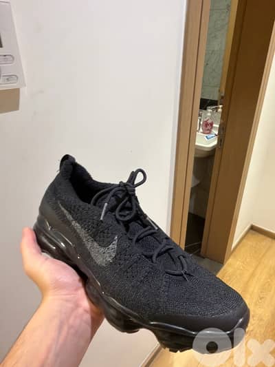 Nike Air VaporMax (Triple Black)