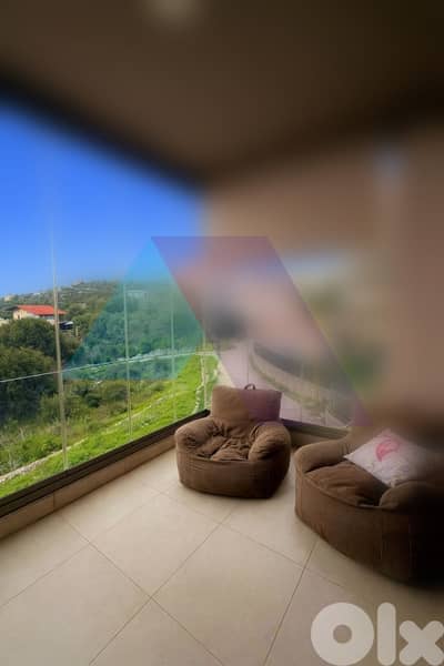 215m2 apartment+sea view 4sale in Jouret el Ballout - جورة البلوط