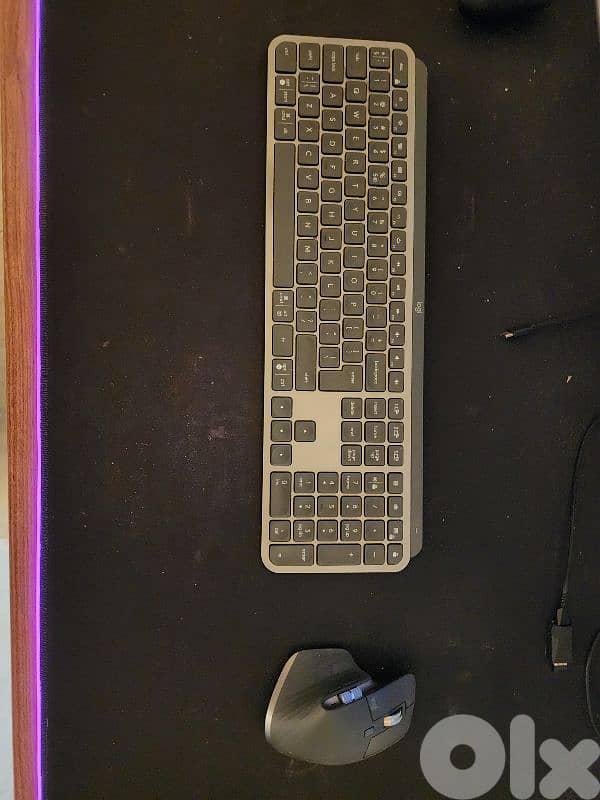 Logitech MX Master mouse & keyboard combo (can be sold separately) 1
