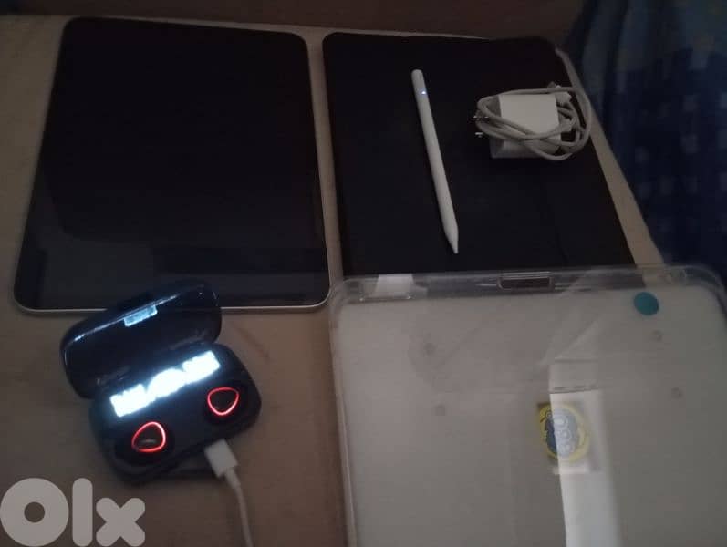 Ipad A16 11'inches' 1