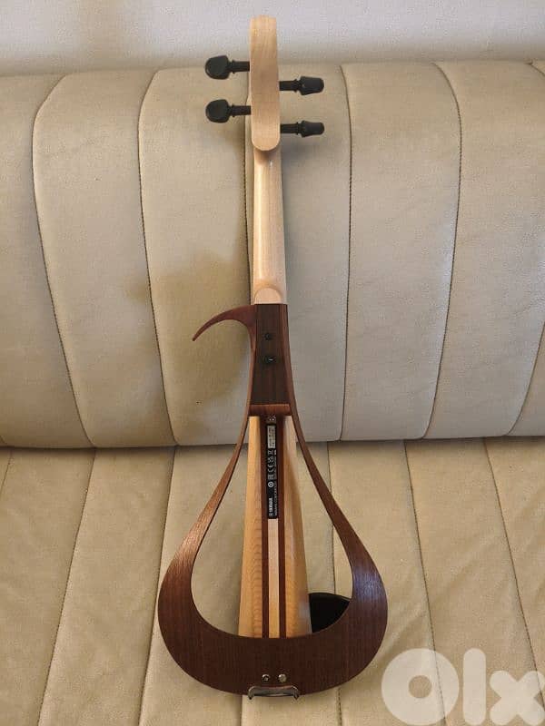Yamaha Yev Electric Violin 1