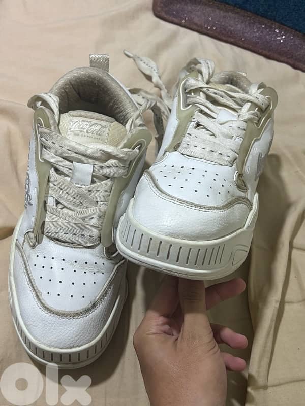 Official Coca-Cola Footwear White Classic Sneakers - Size 42 4