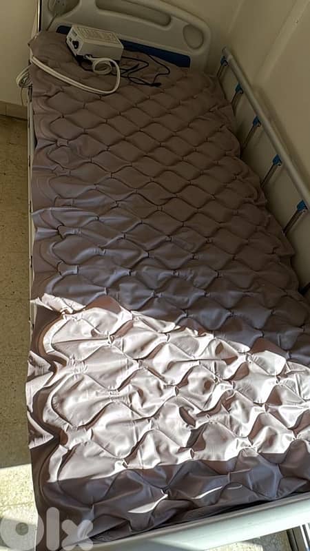 Automatic Hospital bed & Mattress + Bubble Mattress 2