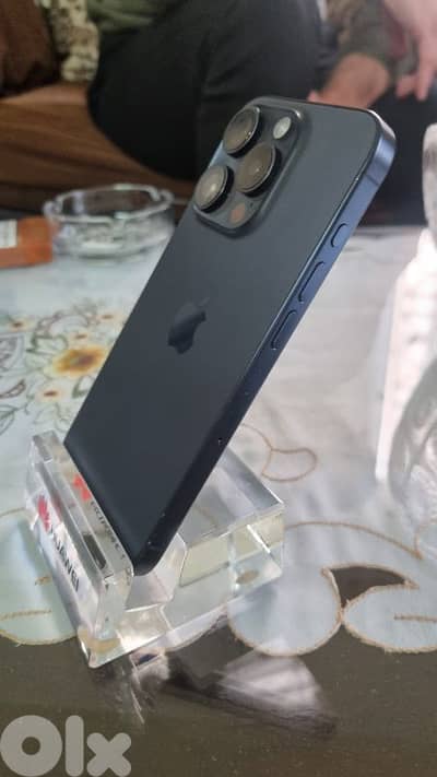 iphone 15 pro used like new