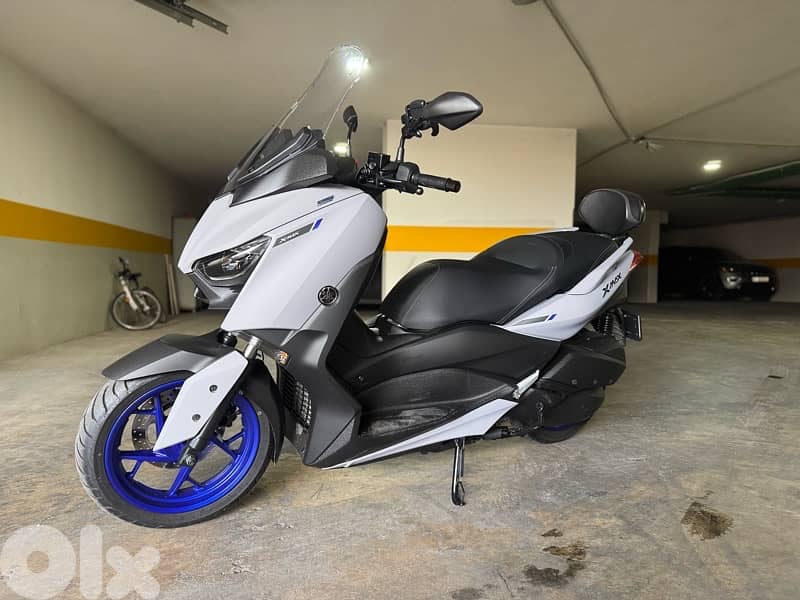 YAMAHA X-MAX 300cc 6