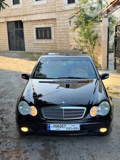 Mercedes-Benz C240  2001