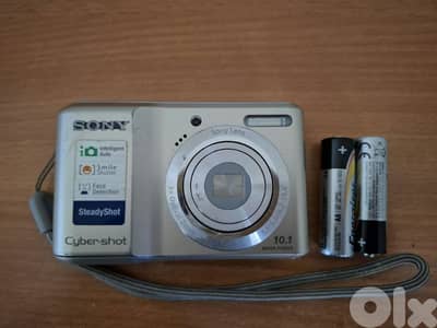 Sony Cybershot DSC S2000