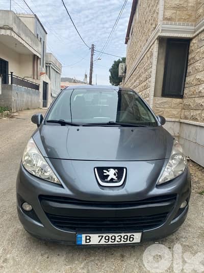 Peugeot 207 2011
