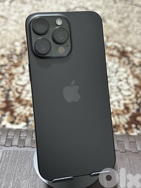 iPhone 15 pro max 2