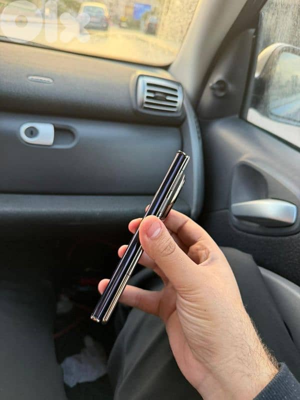 Huawei mate XT tri-fold 7