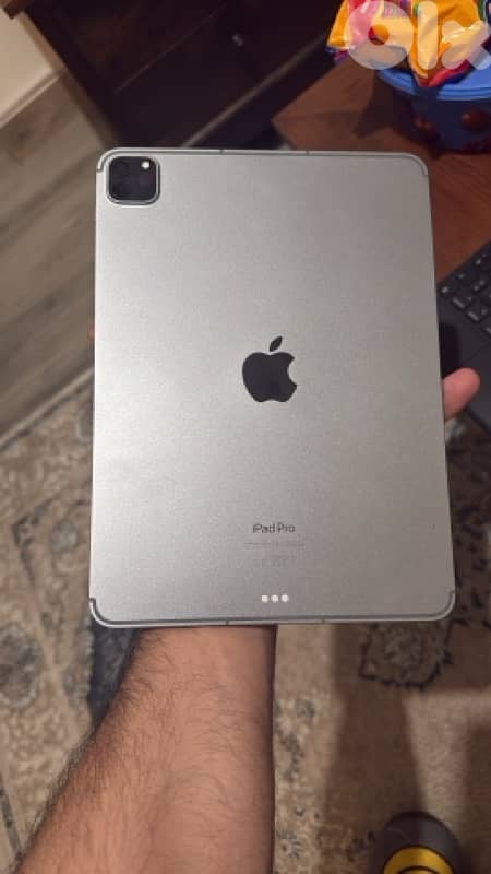 ipad pro 11-inch 4th Gen M2 chip 2
